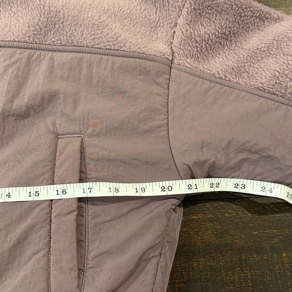 Urban Outfitters Cropped Fleece-Lined Hooded Jacket Mauve Zip Up Size M - Picture 6 of 8